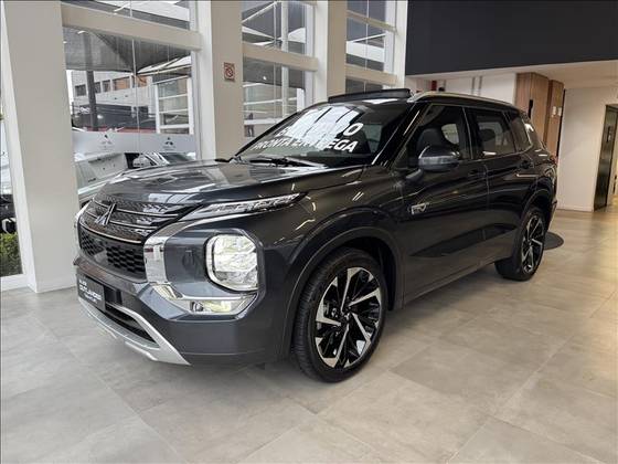 MITSUBISHI OUTLANDER 2.4 PHEV SIGNATURE S-AWC DHT